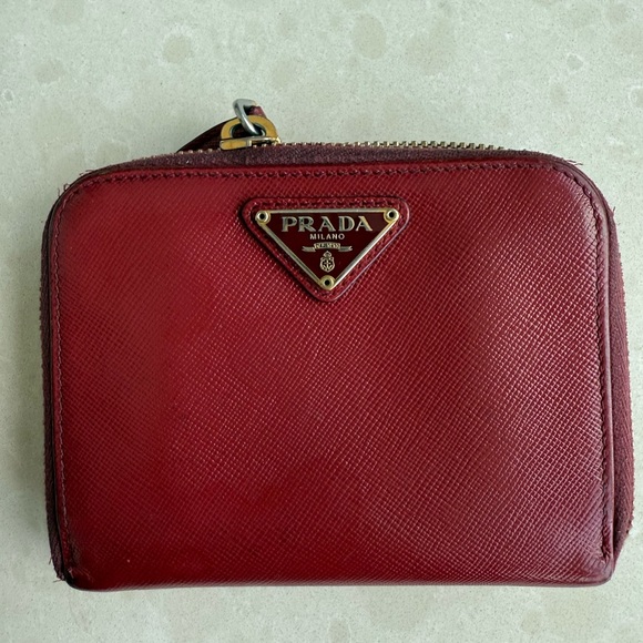 Prada wallet - Picture 1 of 6